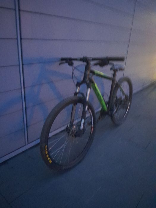 Vând bicicleta  custom