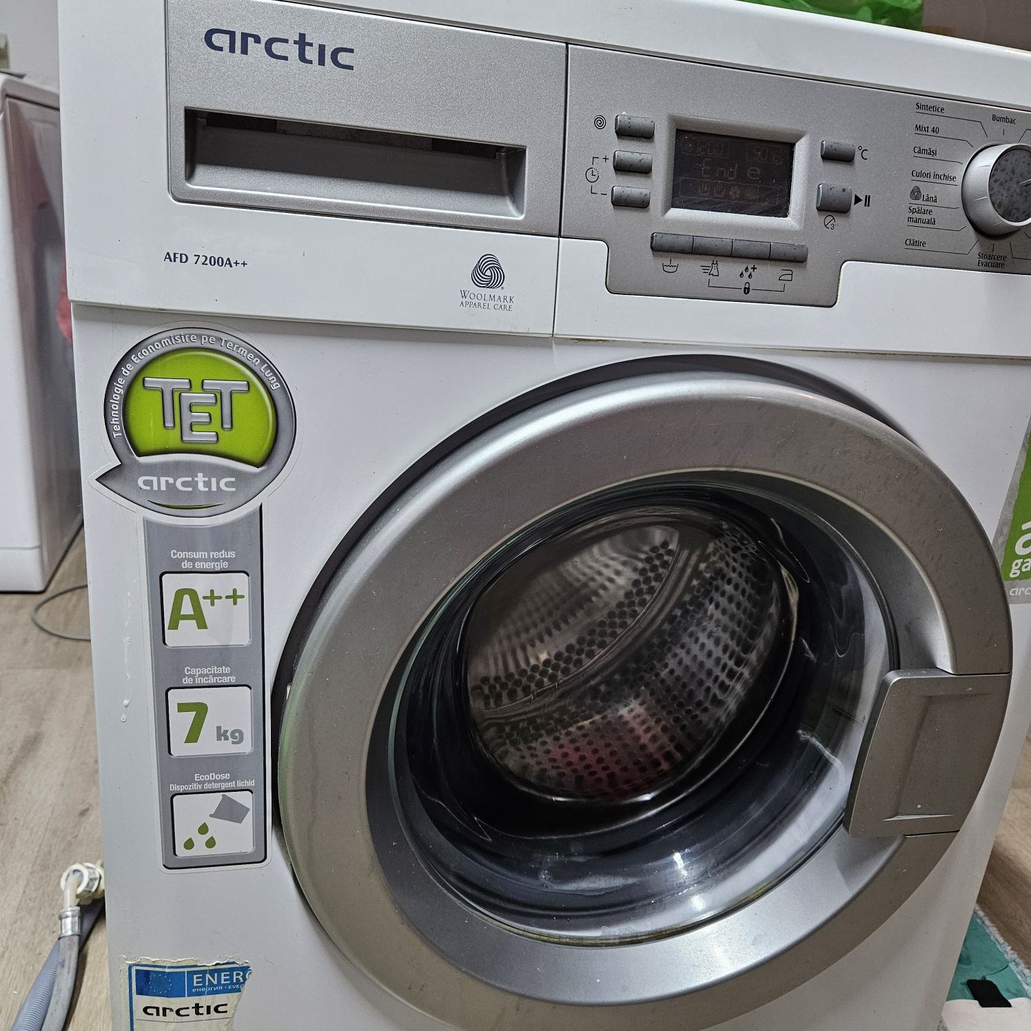 Vând mașină de spălat ARCTIC 7kg1200rot 500ron