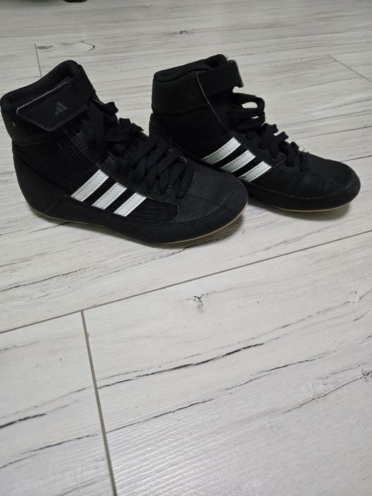 Борцовки адидас номер 32