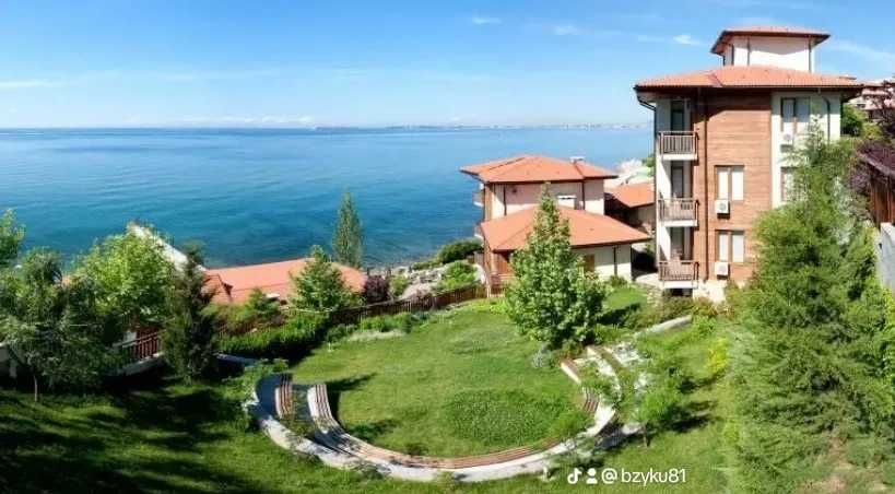 Райска градина. Продава се