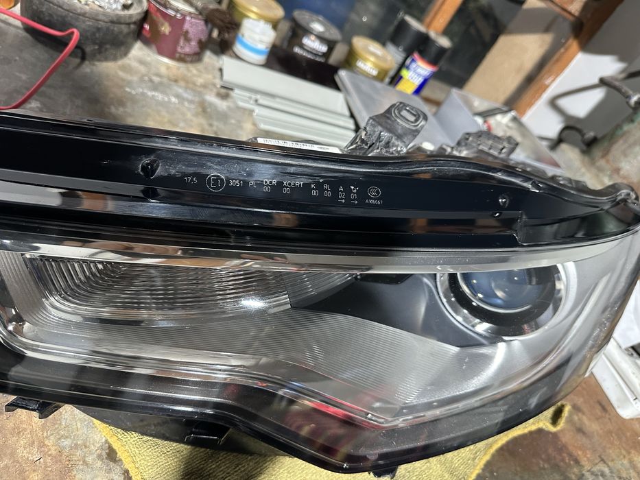 Ляв фар audi a6 c7