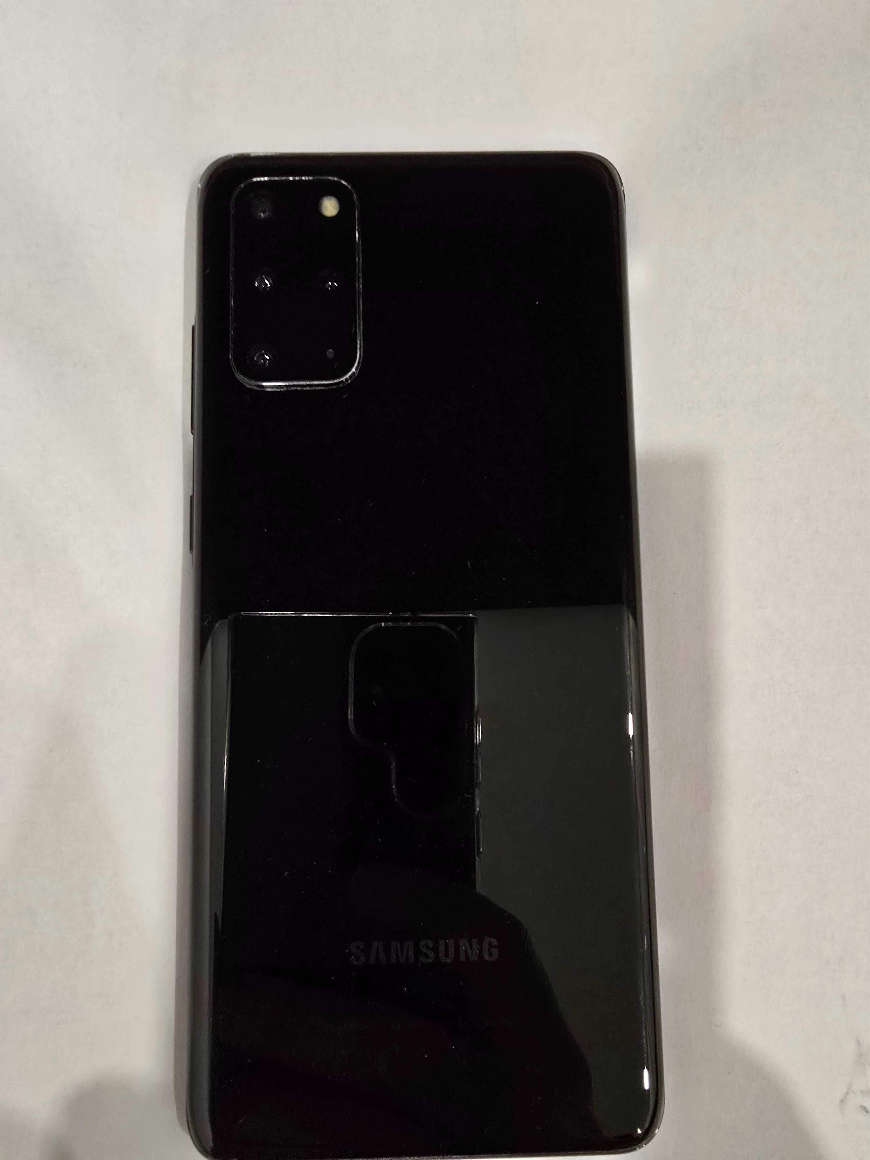 Samsung S20 plus // Cosmic black