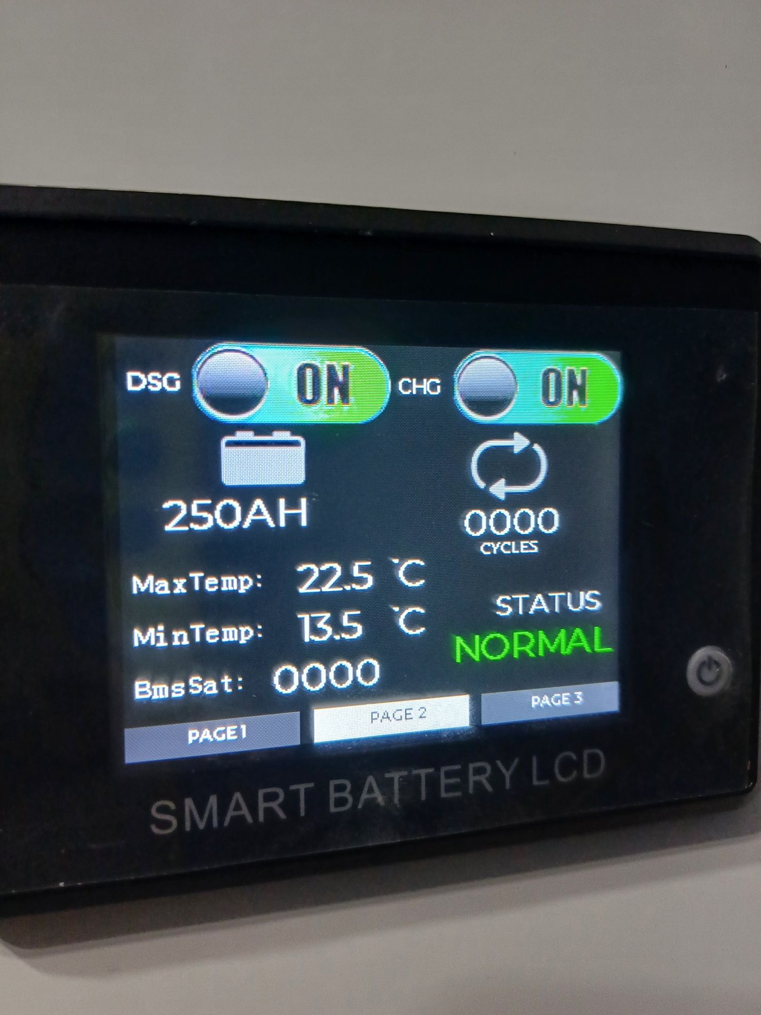 Yupess Stabik  UKE-5000   Akmilator Delta 24-volt 250Ah  6000 sikil