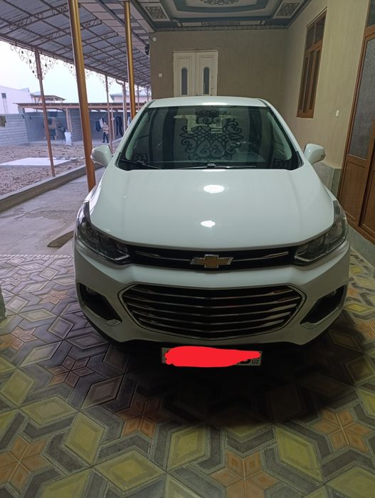 Tracker 1 sotiladi 2019-yil