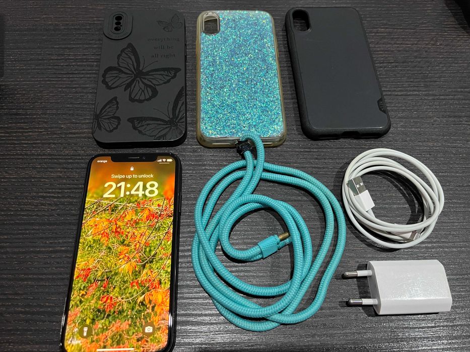 Vând iPhone Xs, 64GB, in stare foarte buna