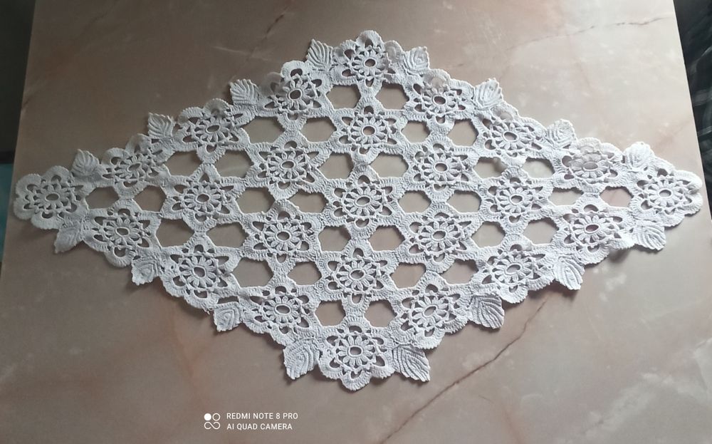 O piesa crosetata din macrame