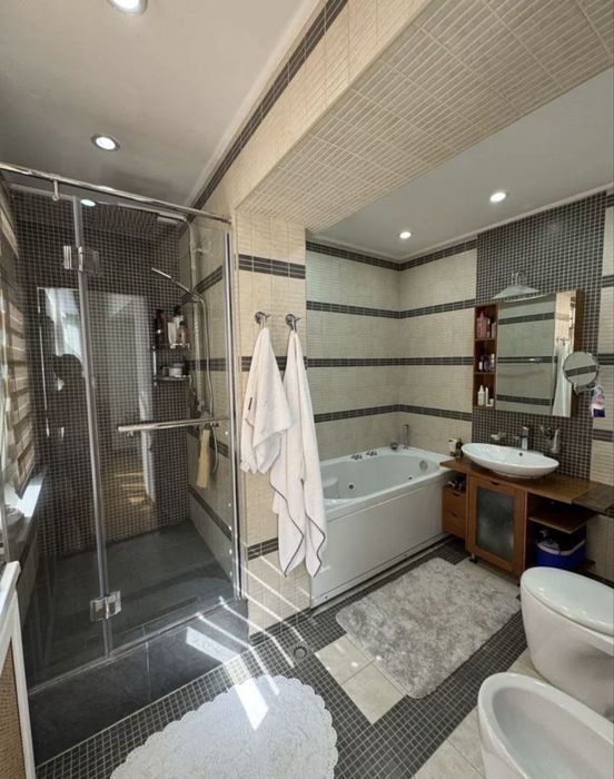 Продается 5/4/5 140м2 (Спец-план) ор-р: Дархан