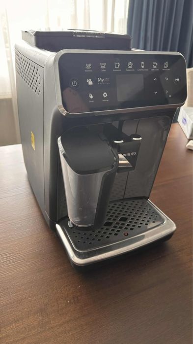 Espressor automat Philips seria 4300