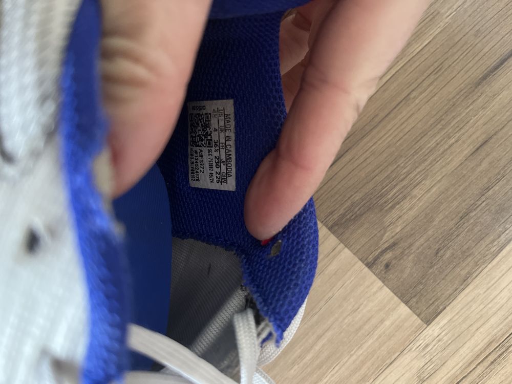 Стоножки Adidas 36,5;Nike 35,5