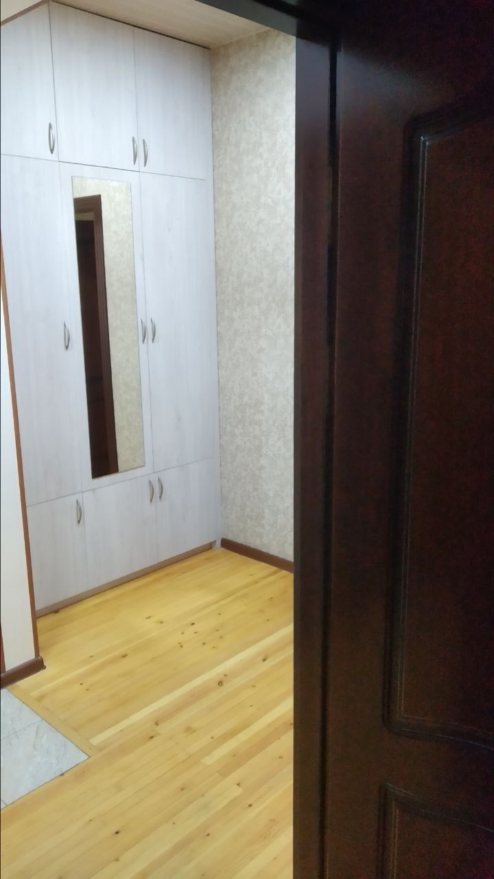 Сдается в аренду 3 х комнатная квартира 1 этаже, семье с ЗАГСом.