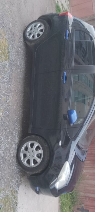 vand yaris 2008 in stare f buna