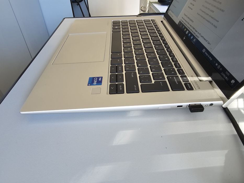 Лаптоп HP EliteBook G9 i7-1255U, 32GB(2x16GB) 14" IPS, 512GB ГАРАНЦИЯ