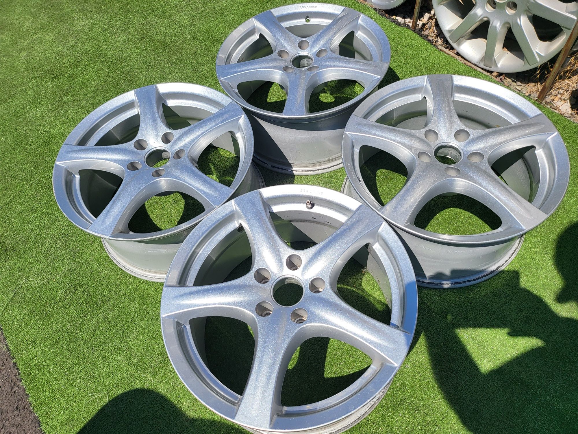 Лети джанти 17 5х112 ET35 ,8J Mercedes ,Audi,VW,Sest Skoda