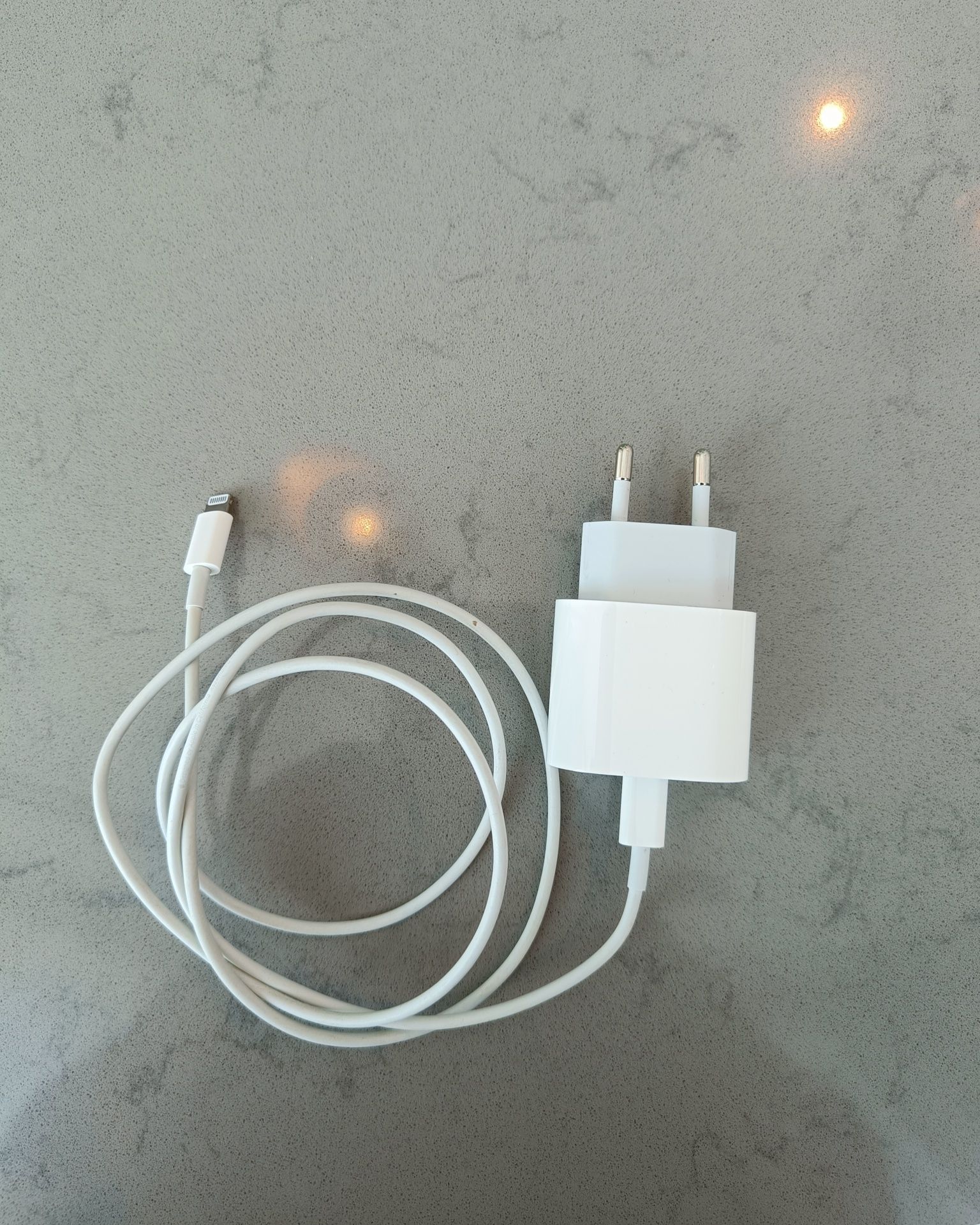 Оригинал Apple 20w  зарядное устройство срочно