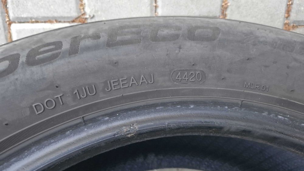 Anvelope vara 205/60 R16