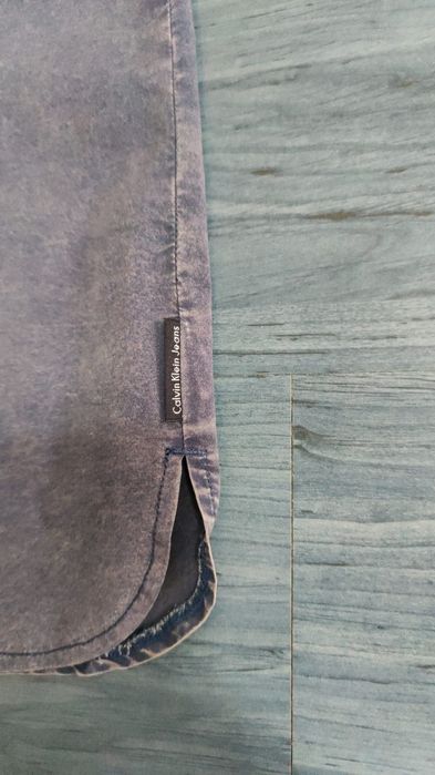 Camasa bărbați  blugi Calvin Klein Jeans Originala L. Preț FIXXXX
