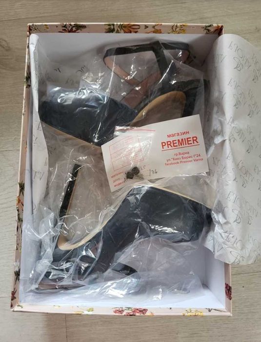 НОВИ обувки на висок ток