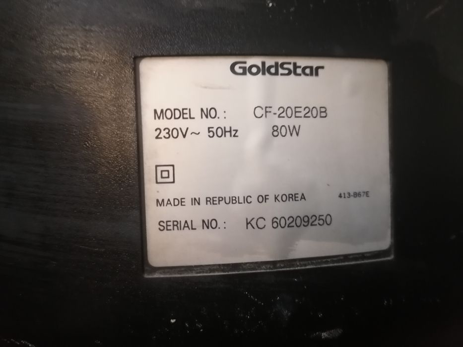 Телевизор Coldstar со столиком