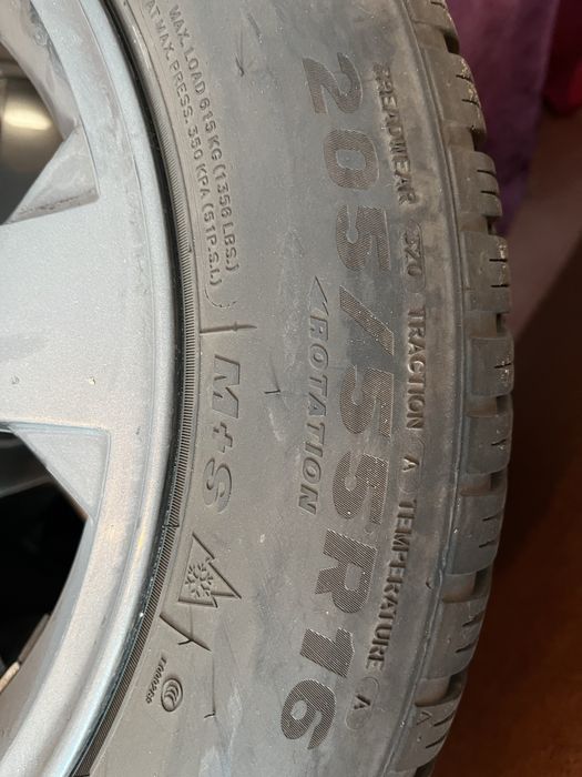 комплект в хорошим состоянии баллоны для машины