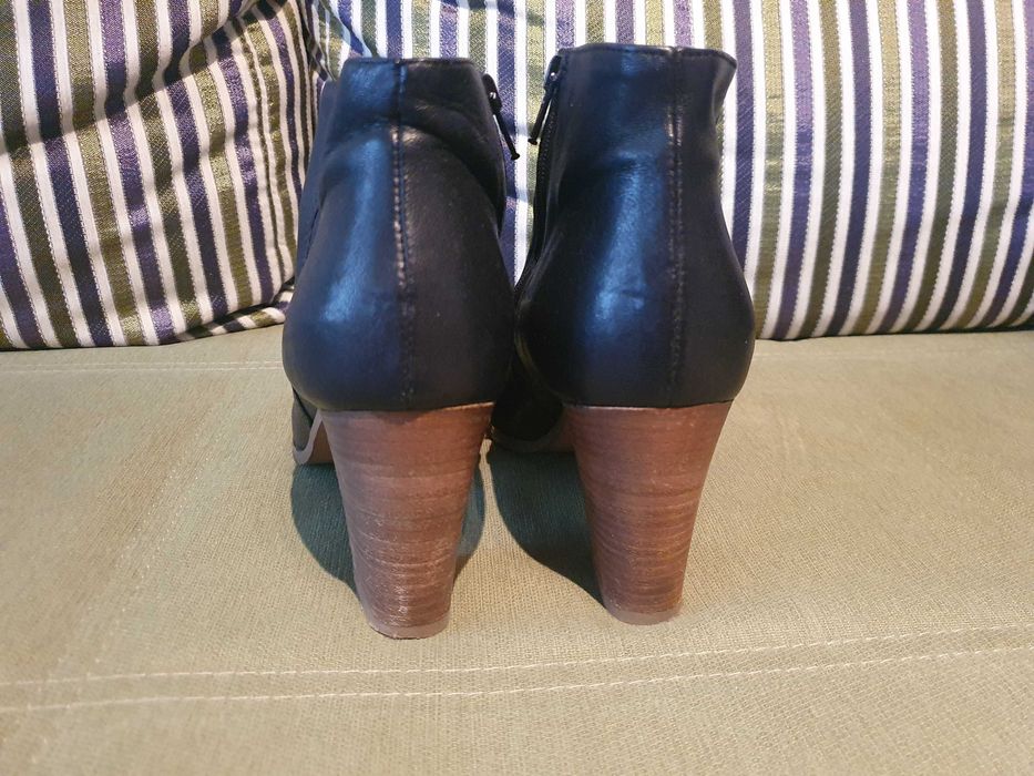 Vand botine piele Bagatt, marime 38