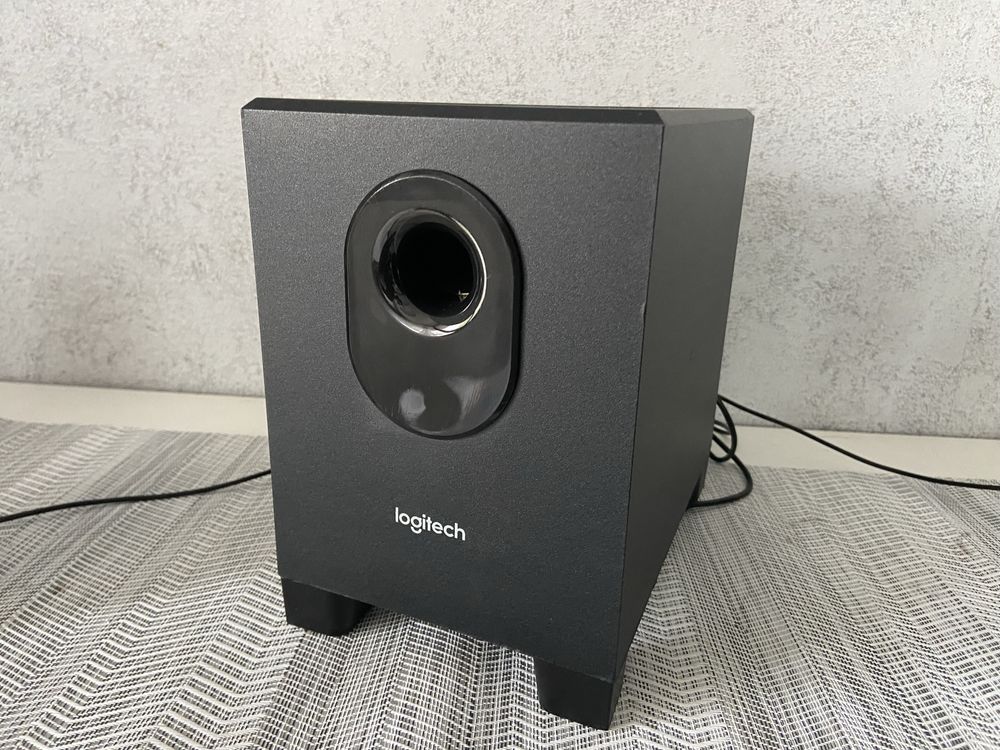 Буфер С Колони Logitech Z313 2.1