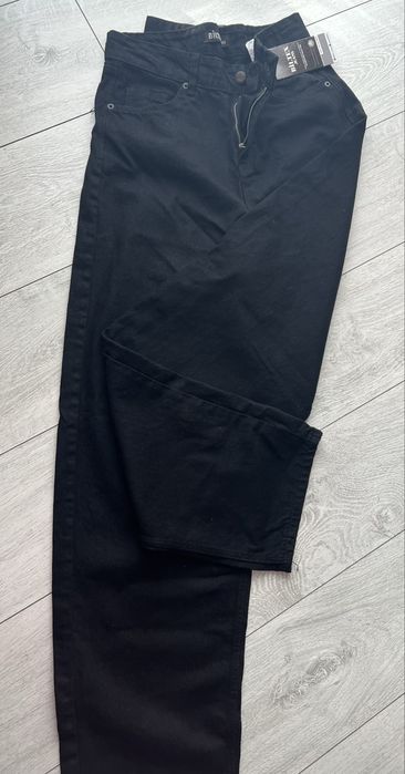 Jeansi negri largi marime 34