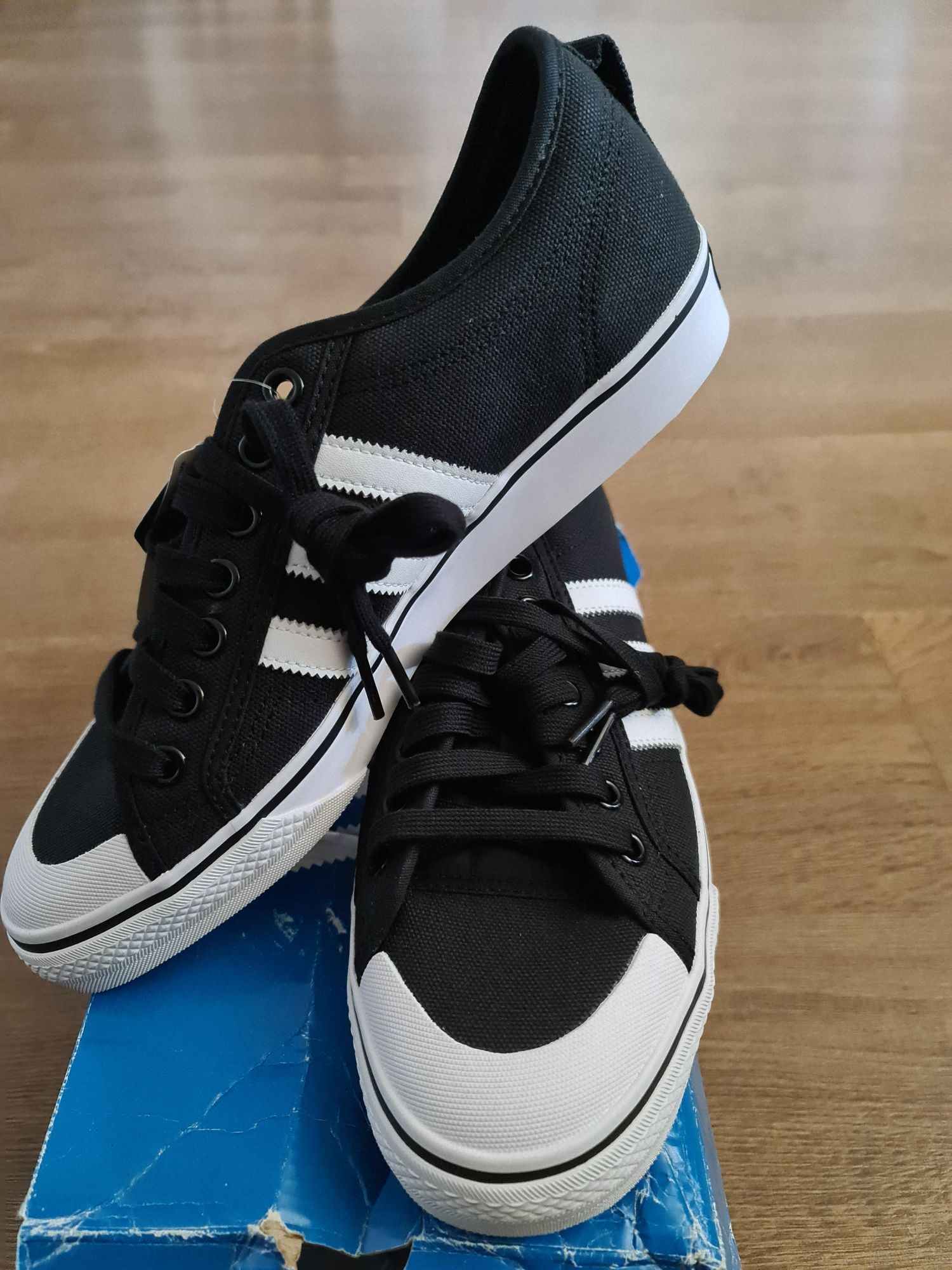 adidas Originals Nizza black