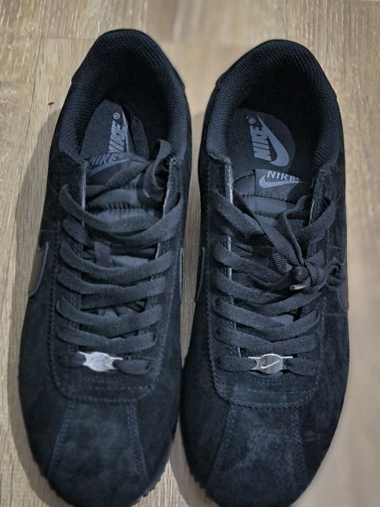 Krasofka  Nike Cortez
