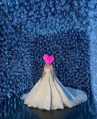 Свадебное платье от бренда La Sposa