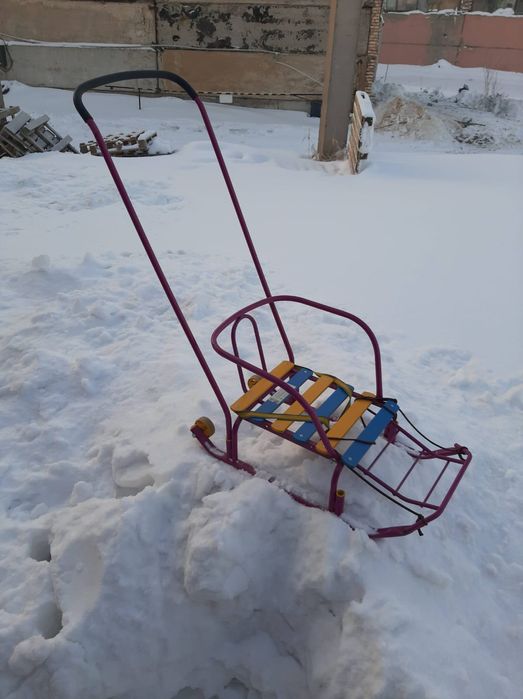 Продам санки детские