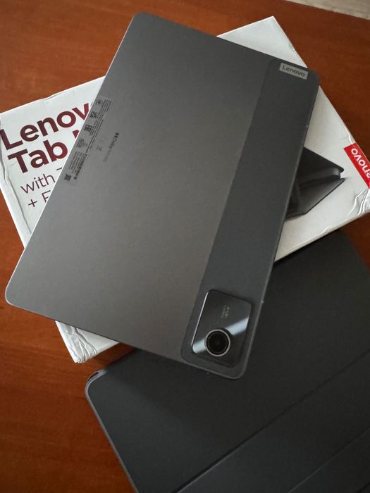 Lenovo Tab M11 folio case+ with tab pen 128gb RAM