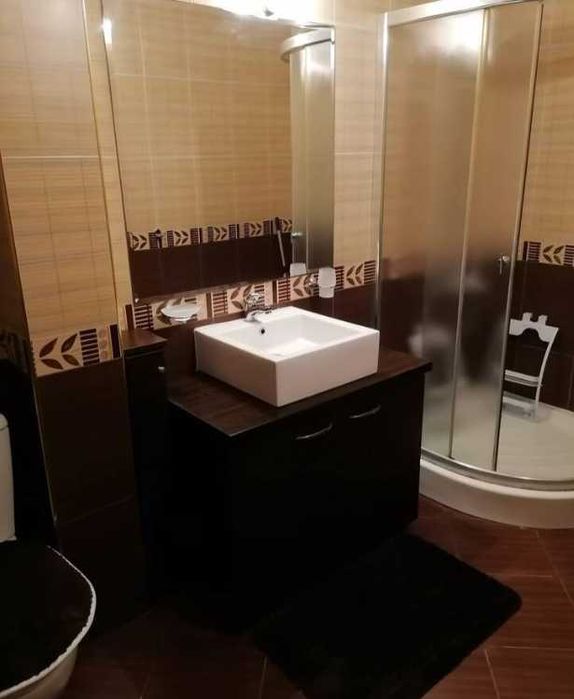 Дава се под наем Тристаен апартамент в Пловдив, Коматево - 90 кв.м за 270.3 € - Снимка #2