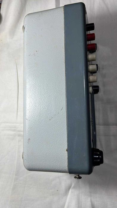 Megohmetru Metrawatt BBC Goerz, model J100/1000