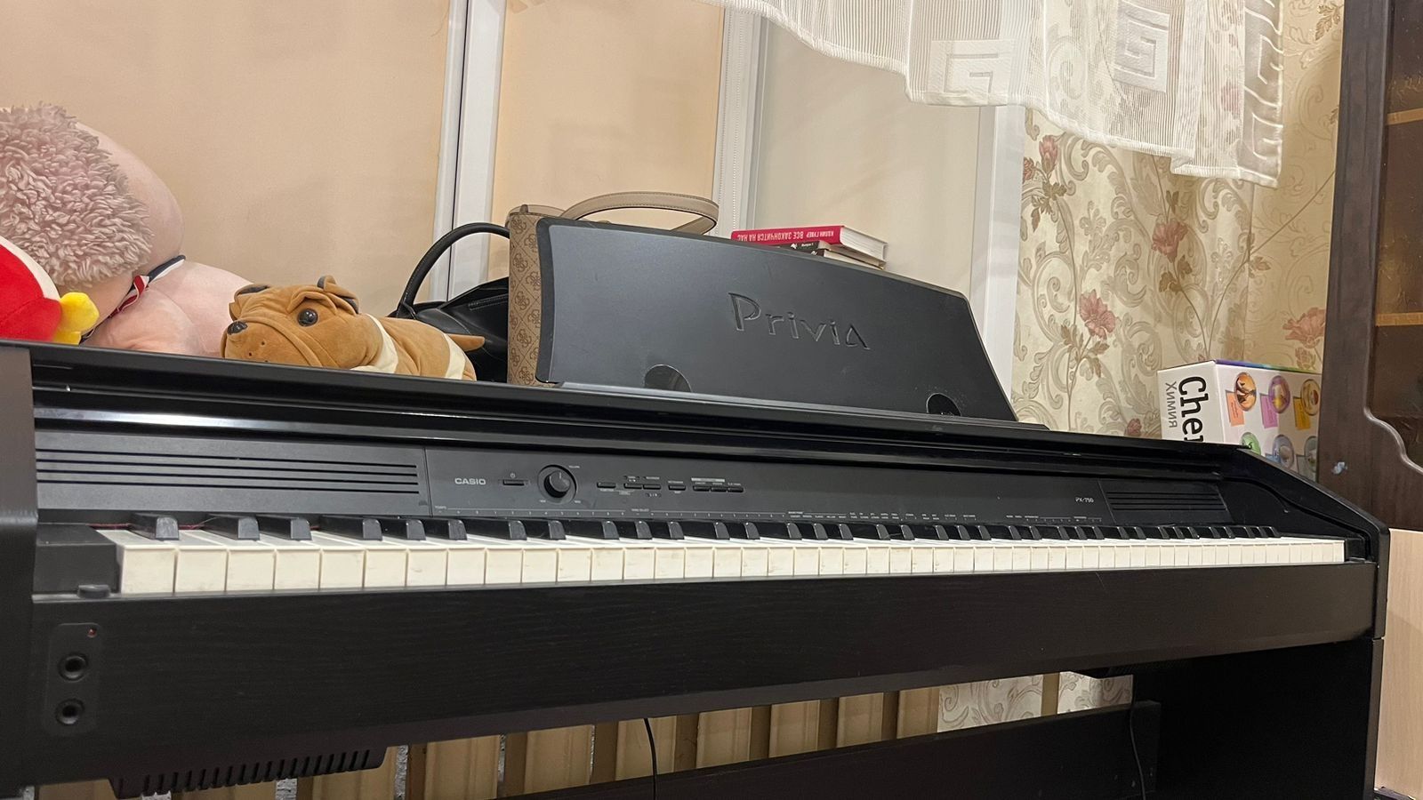 Продам электронное пианино