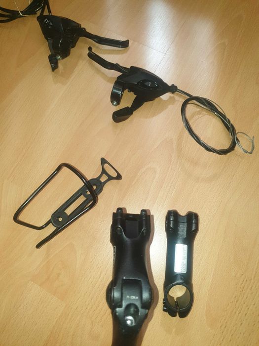 Accesorii bicicleta Manete frana Shimano Vbrake suport pahar si pipa