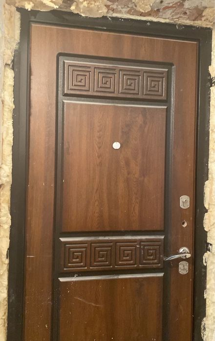 Продам дверь входная