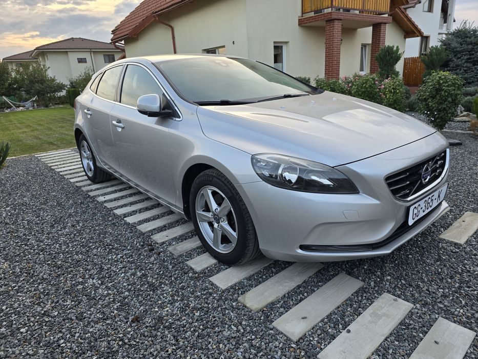 Volvo V40. Euro 6. 120c.p