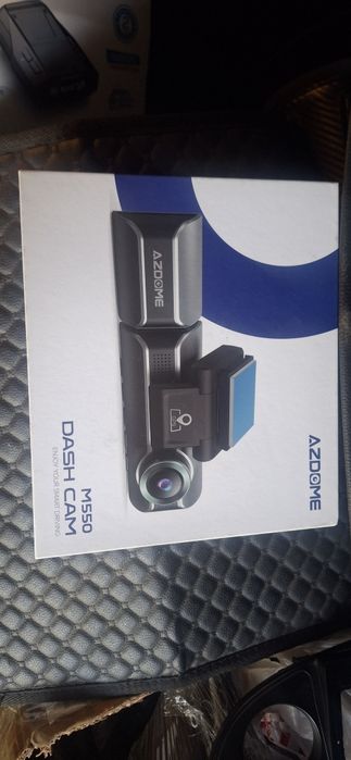 Продам AZDOME M550 3 камерный видеорегистратор с WIFI и GPS абсалютно