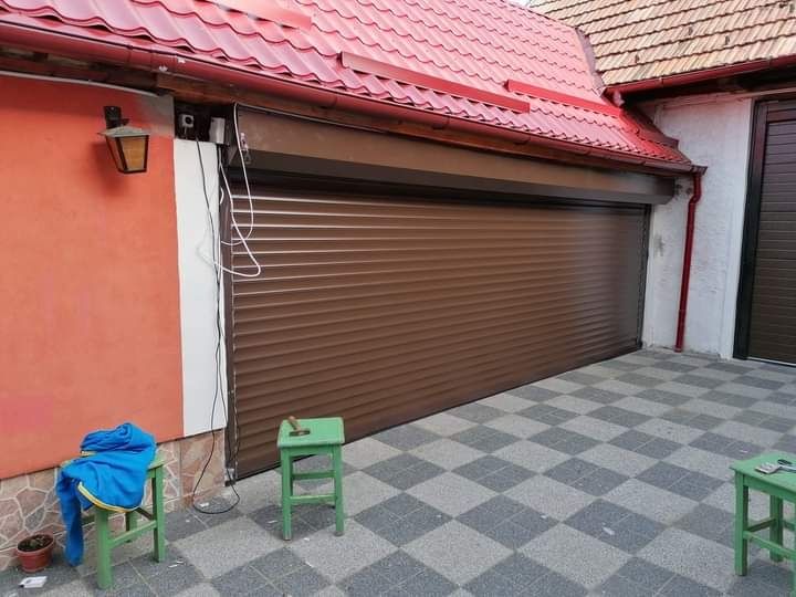 uși garaj rulou Peris
