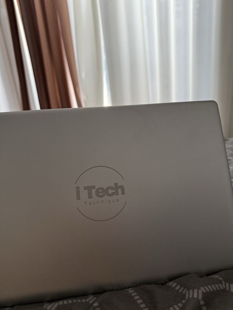 Ноутбук itech как новый
