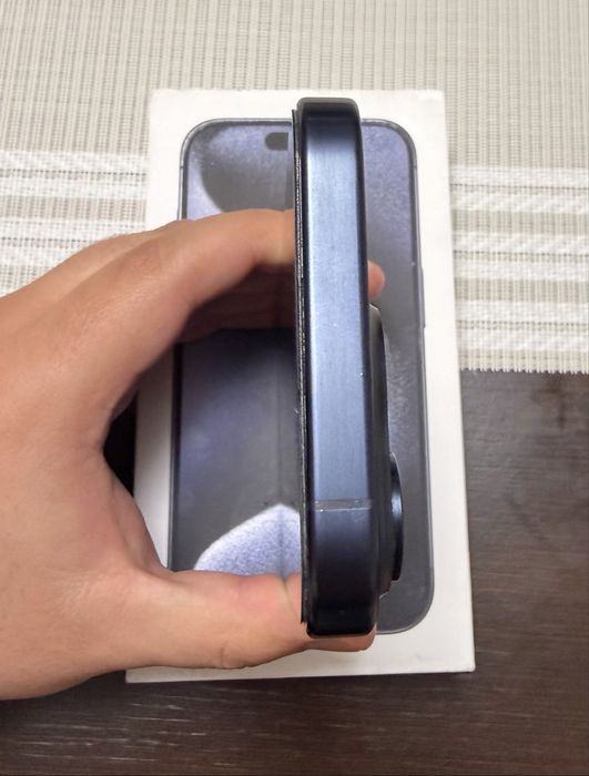 iPhone 15 Pro 128 GB Blue Titanium