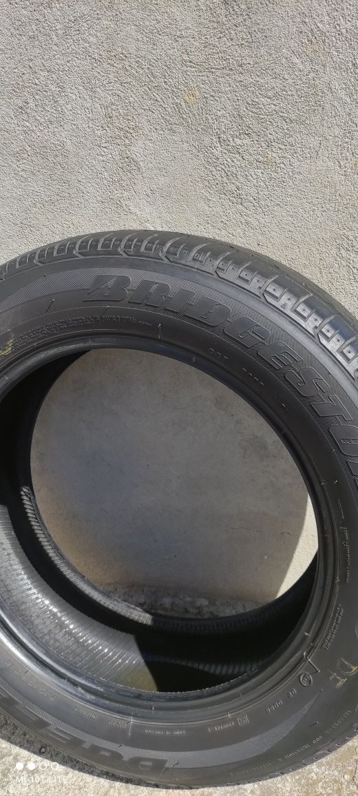 Anvelope vara 215 60 17 Bridgestone ,duster ,qashqai