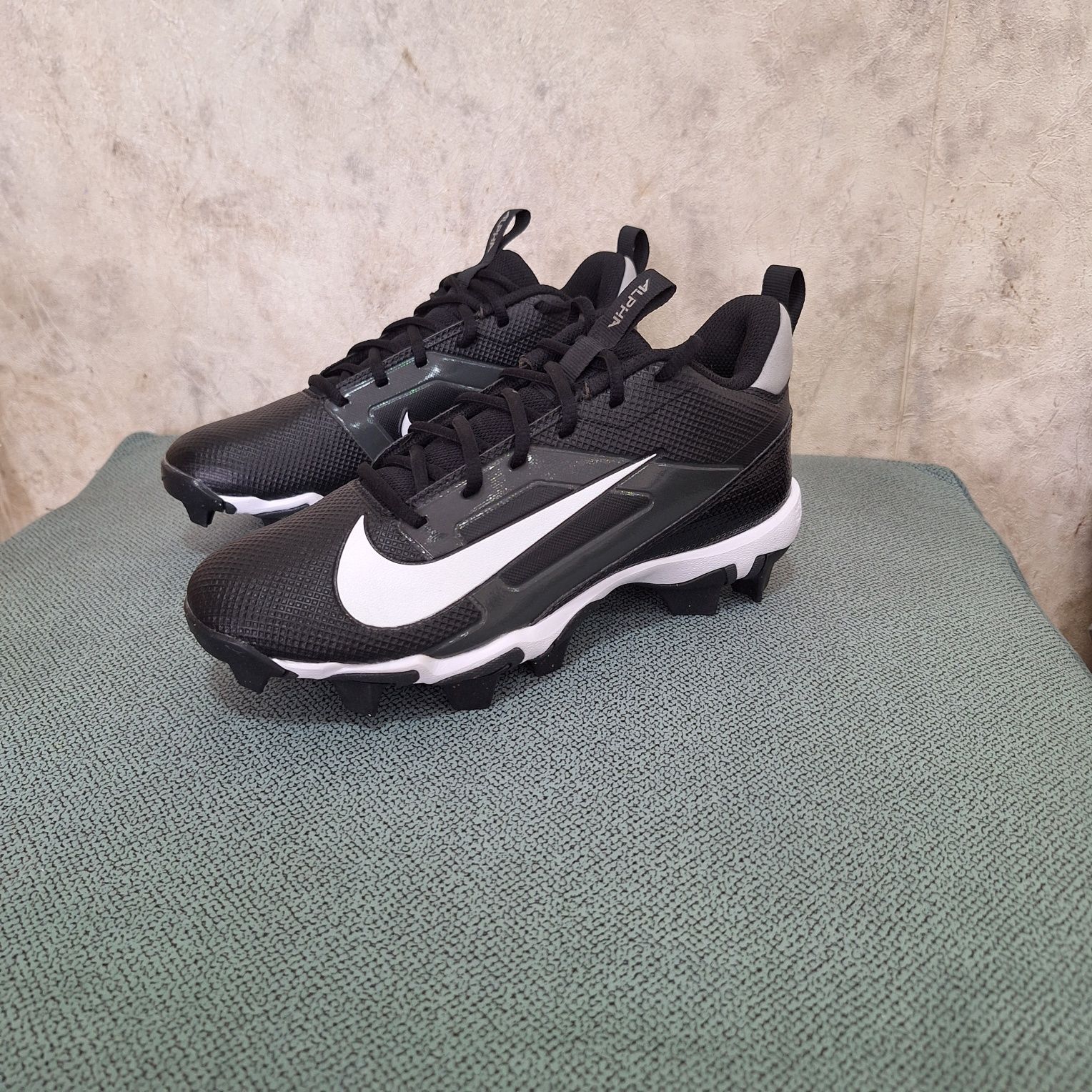 Nike Alpha бутсы  оригинал.