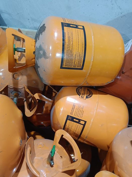 Продам пустые балконы из под фреона.