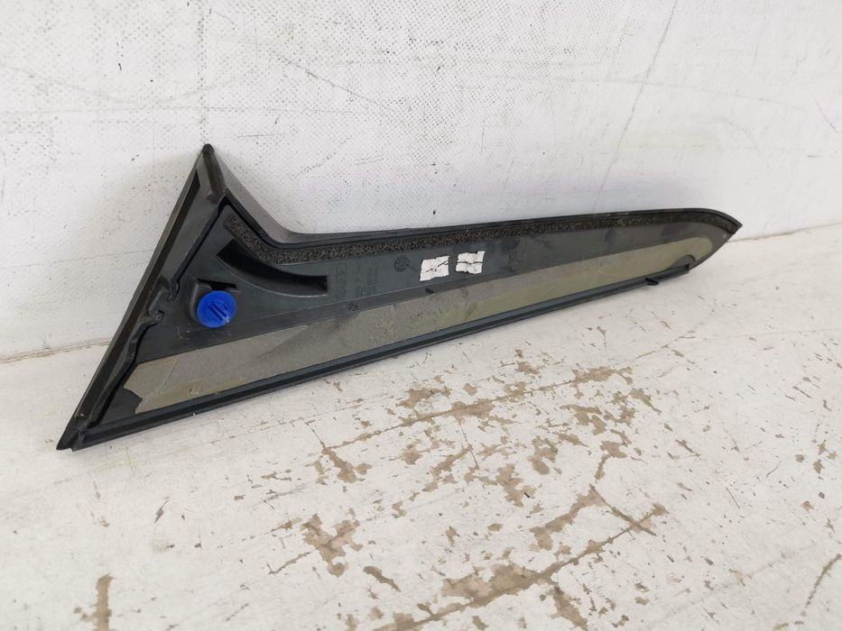 Орнамент Стълб Задна Дясна Ауди Q5 2 [фейслифт] [ - ] Оригинален В Доб