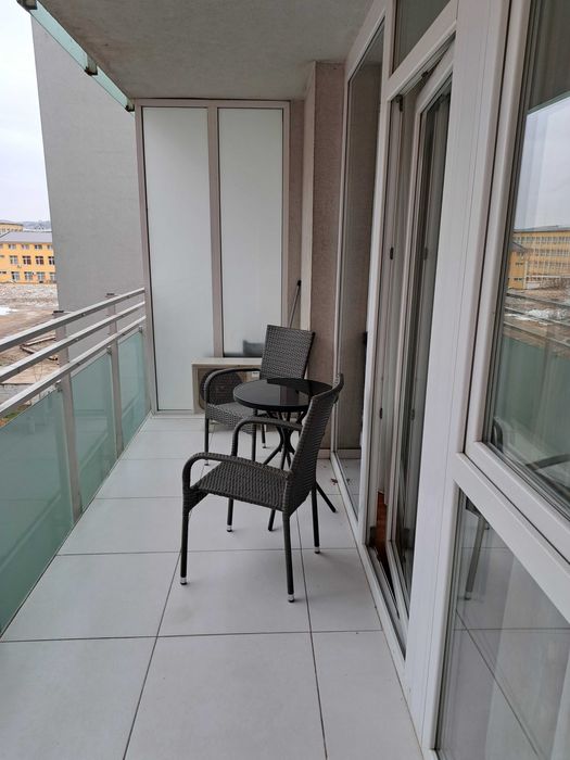 Inchiriez apartament