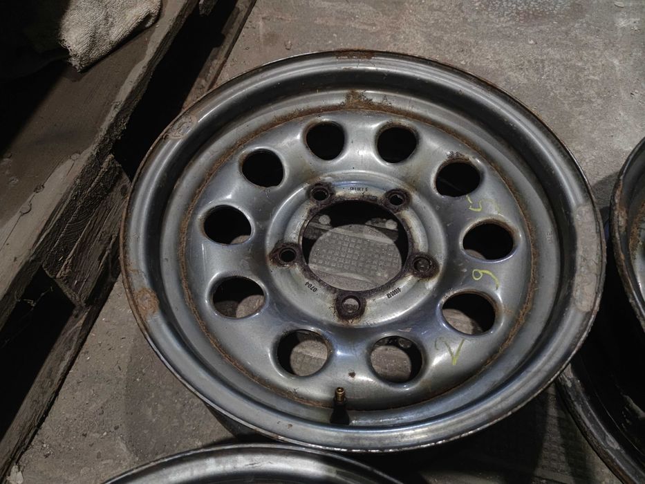 5бр Железни Джанти 15 - Suzuki Vitara, Samurai, Jimny, Lada Niva