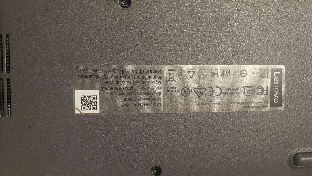 Lenovo 320 на части батерия перфектна