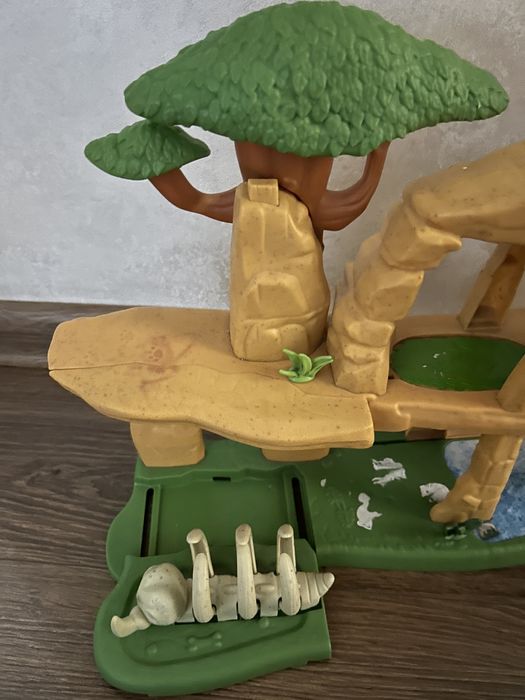 Игрален сет Лъвската скала на Цар лъв lion king