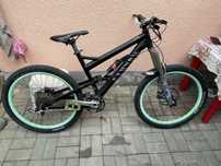 Downhill Canyon Torque
